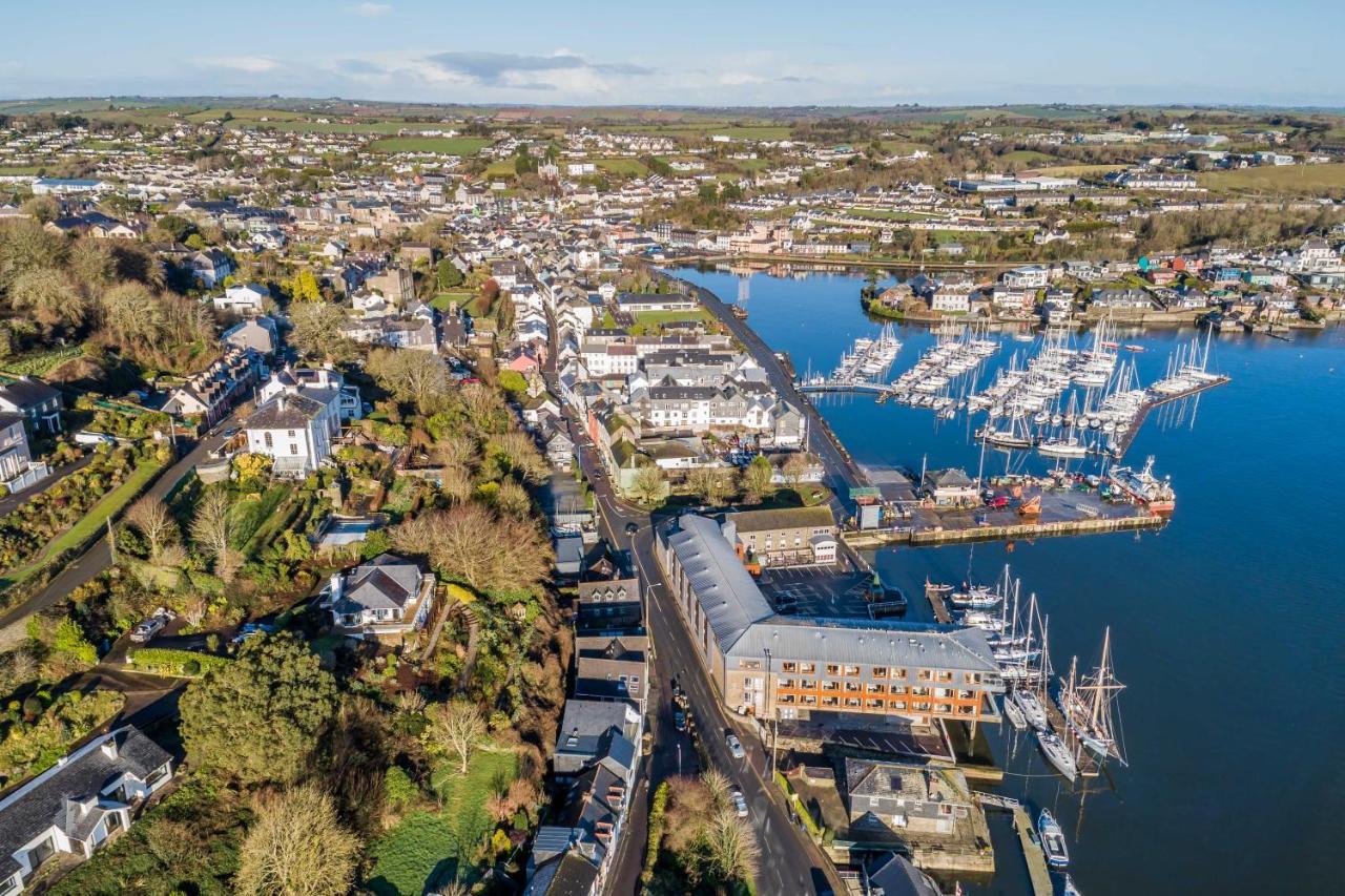 Ocean View,kinsale, Hosted By Exquisite Homes, Sleeps 22 *