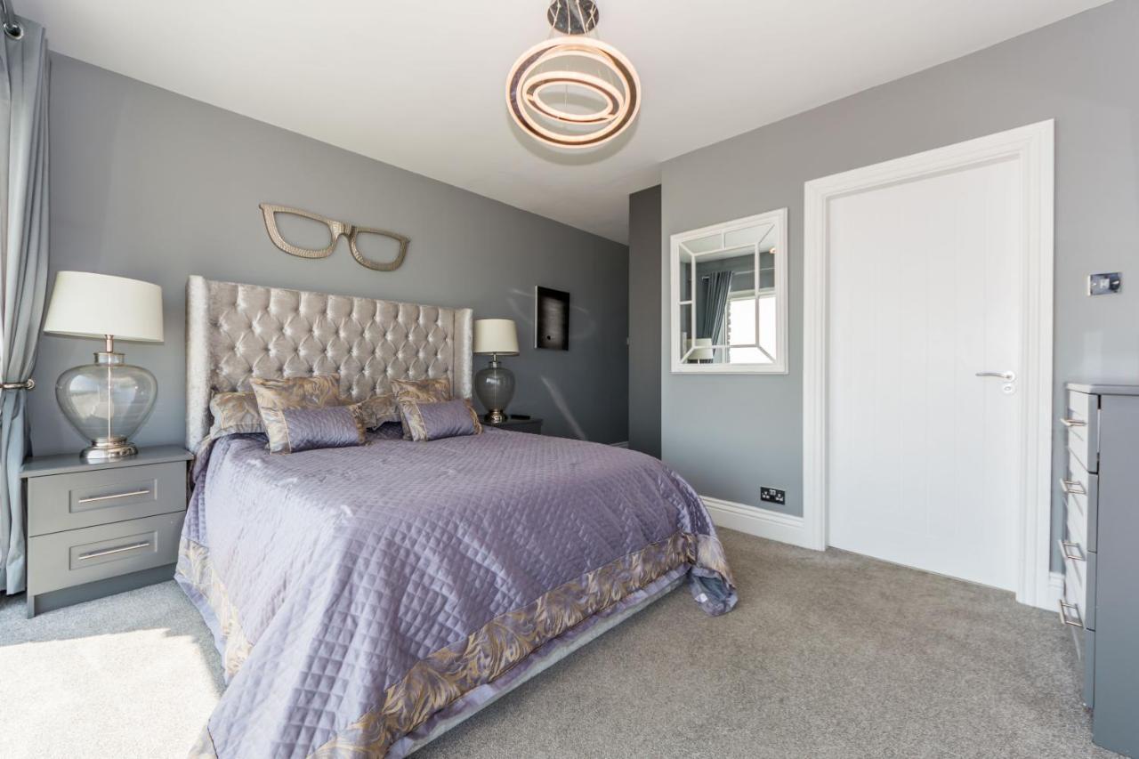 Ocean View,kinsale, Hosted By Exquisite Homes, Sleeps 22 Holiday home *