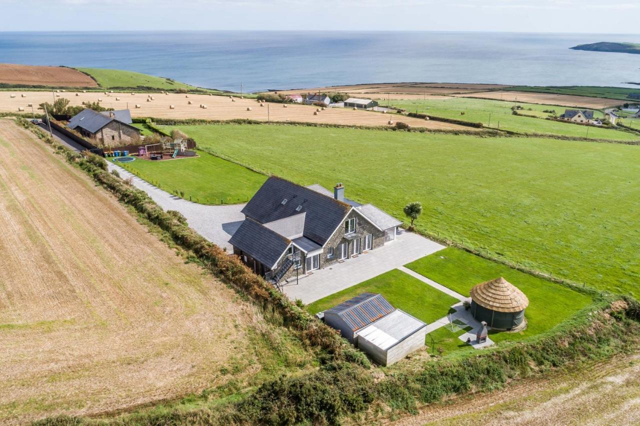 Ocean View,kinsale, Hosted By Exquisite Homes, Sleeps 22 Holiday home