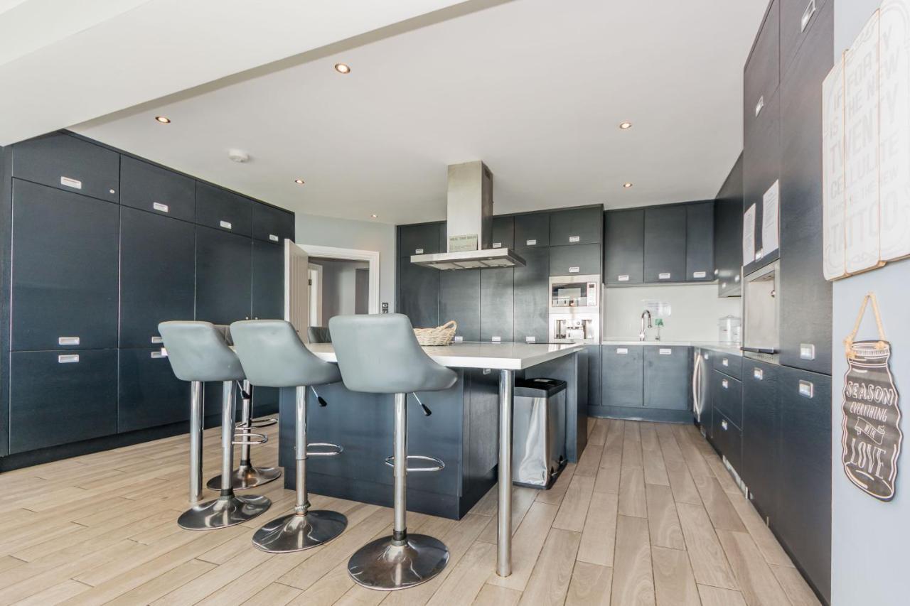 Ocean View,kinsale, Hosted By Exquisite Homes, Sleeps 22
