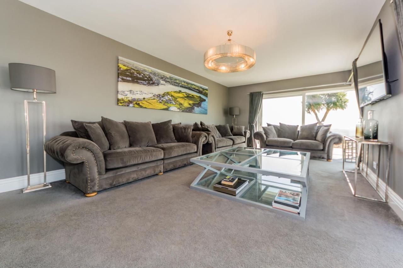 Ocean View,kinsale, Hosted By Exquisite Homes, Sleeps 22 Holiday home *