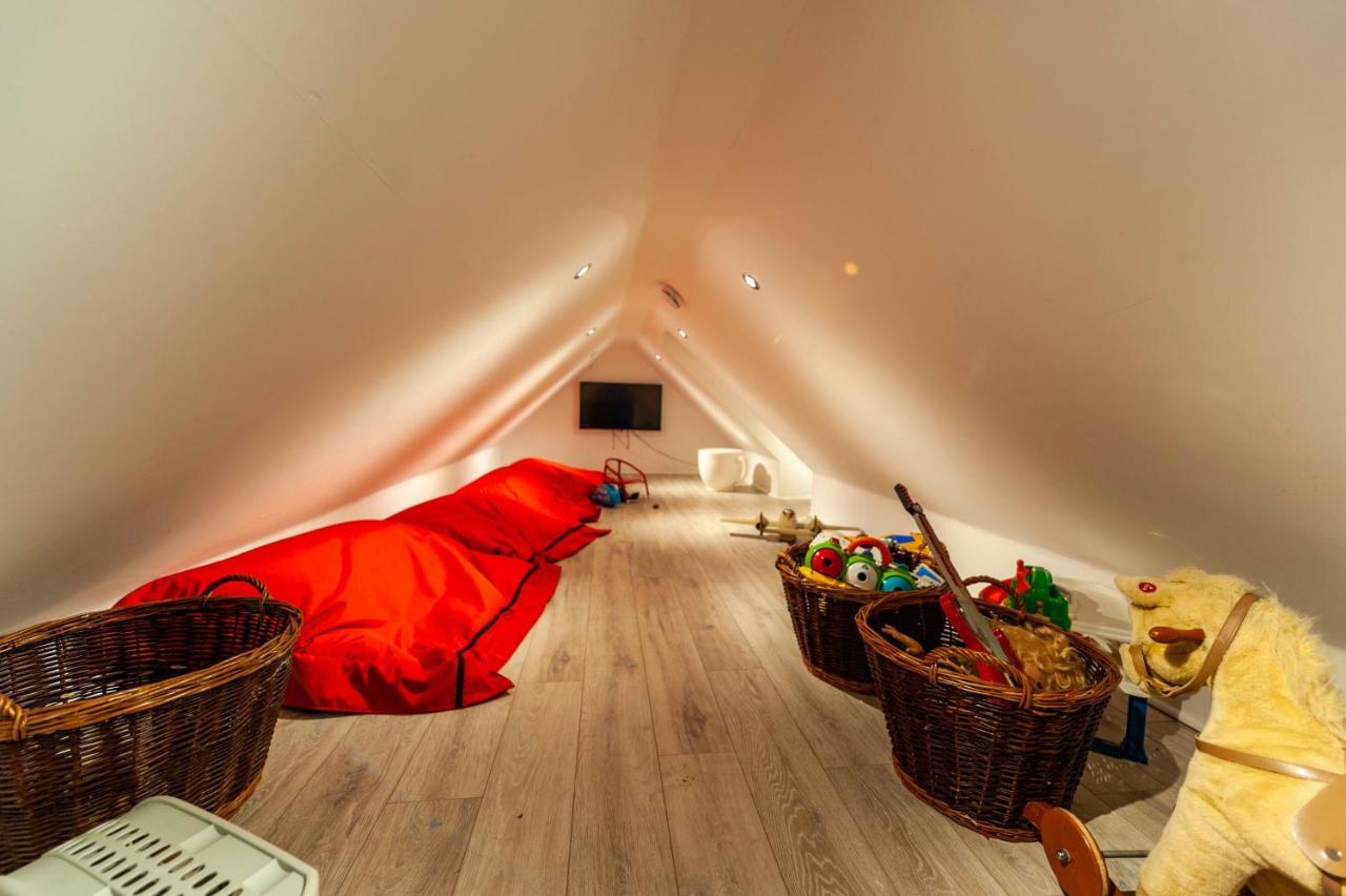 Ocean View,kinsale, Hosted By Exquisite Homes, Sleeps 22 *